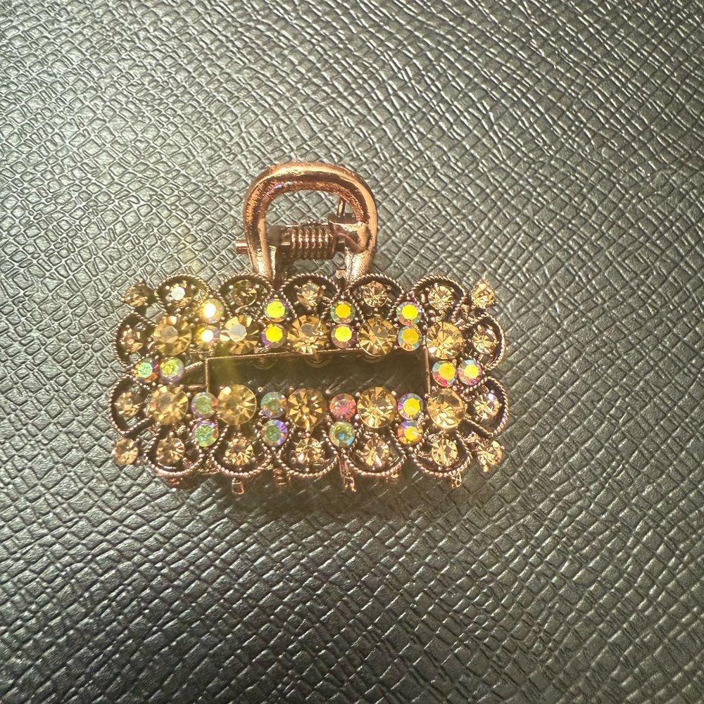 Brand new Unbranded Vintage  Style Crystal Hair Claw Clip